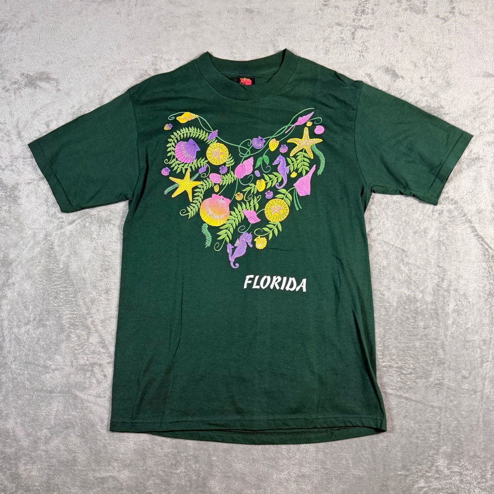 Vintage Native Sun Medium Florida T-Shirt Green Seashell Heart Graphic USA Made